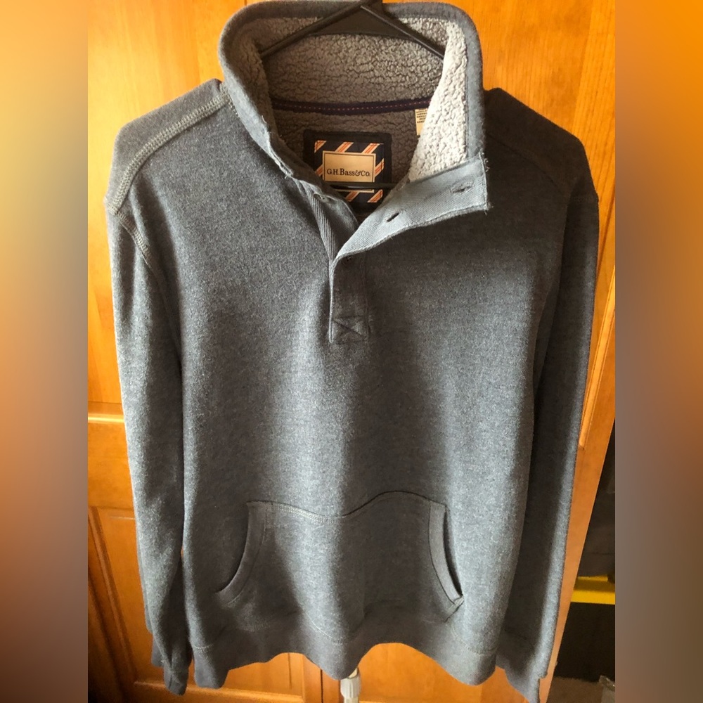 G.H. Bass&Co Mens Medium Sweater